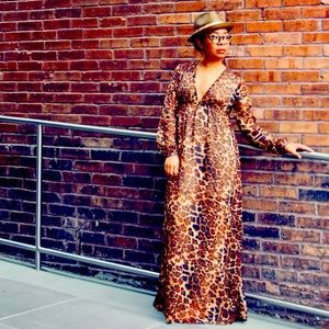 Long-Sleeved Leopard Maxi dress size M